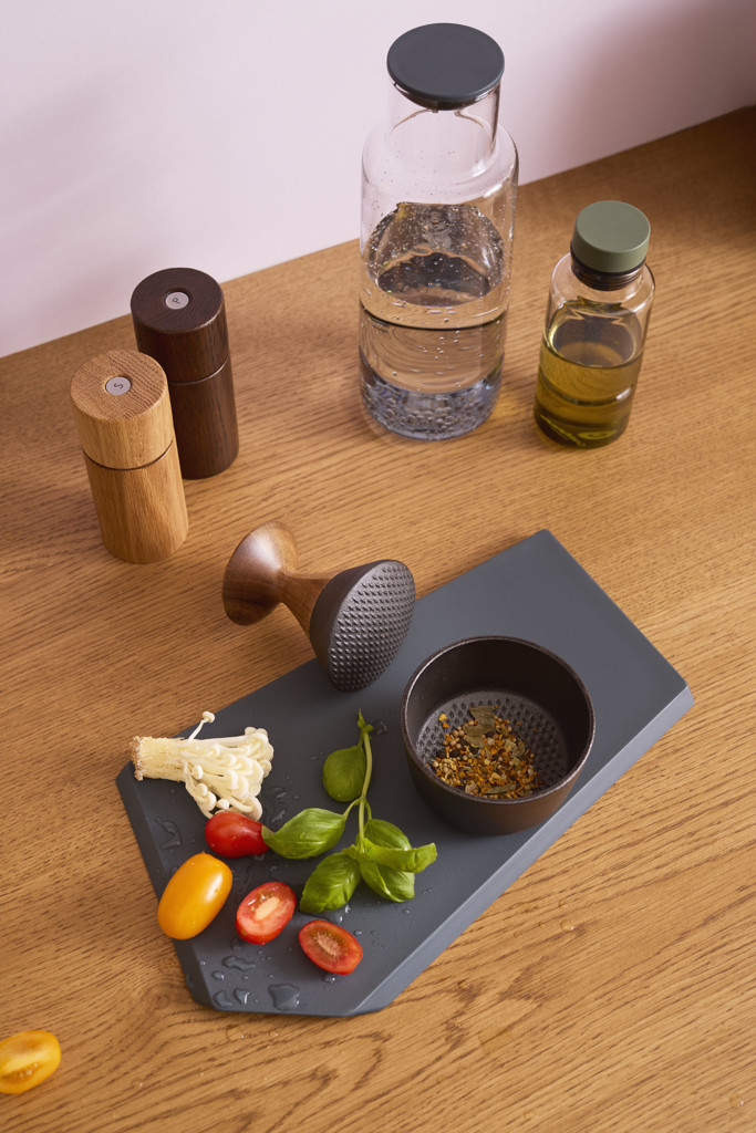 Kiruna / Mörser / Black